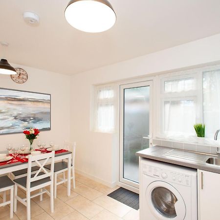 Stunning Four Bedroom House Close To Excel, O2 & Central London With Free Parking Εξωτερικό φωτογραφία