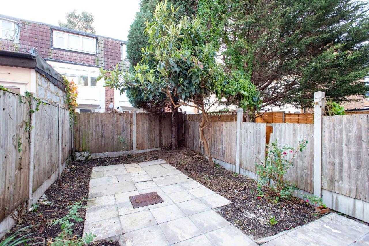 Stunning Four Bedroom House Close To Excel, O2 & Central London With Free Parking Εξωτερικό φωτογραφία